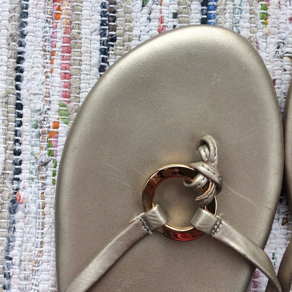 11 🆕 Mossimo Gold Sandals New - Picture 3 of 6